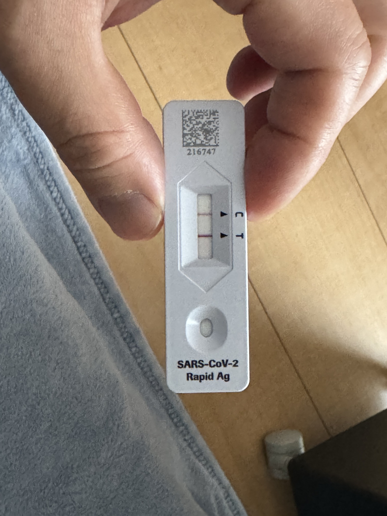 検査キットはハッキリ線が現れました